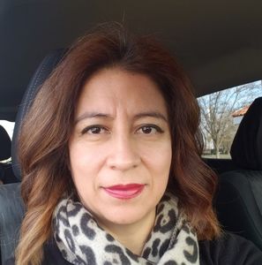 Meet your Posher, Alejandra